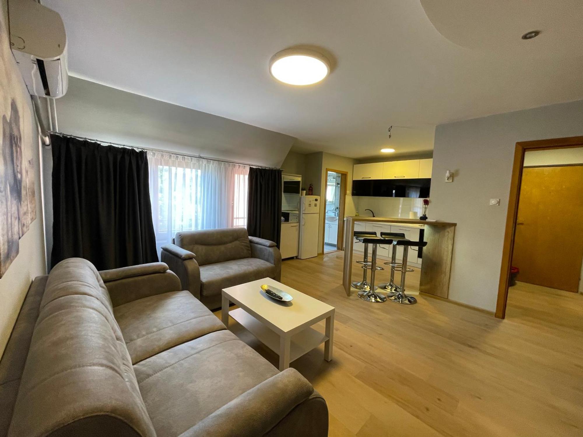 Apartment Leo Nis